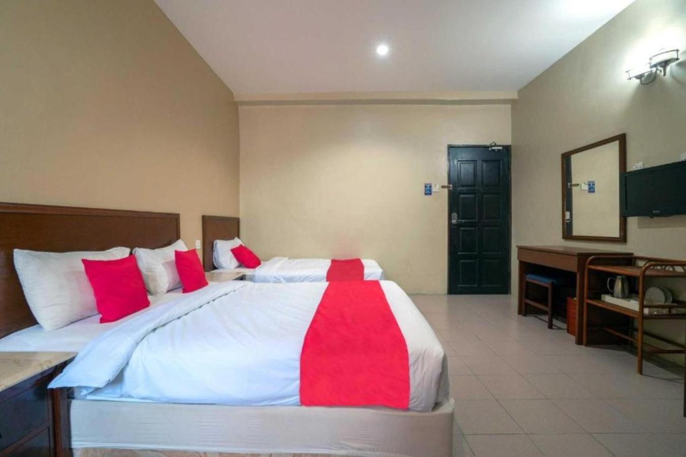 De Clinique Hotel Kampong Pasir Bogak Exteriér fotografie