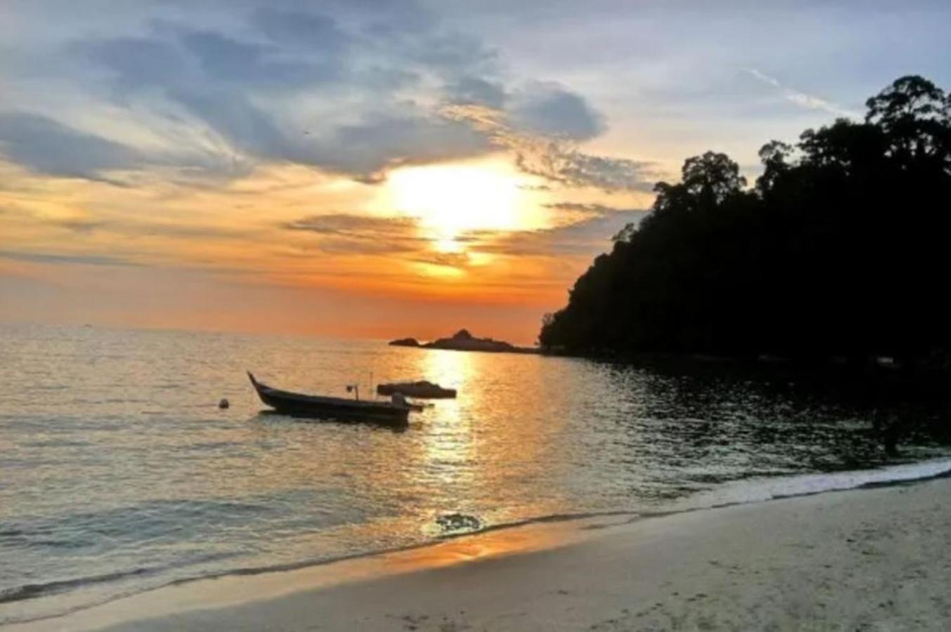 De Clinique Hotel Kampong Pasir Bogak Exteriér fotografie